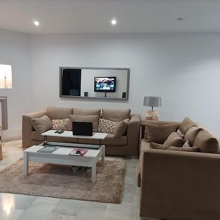 Large 2 Bed Apt Puerto Banus Marina Private Parking Apartment Marbella Exterior foto