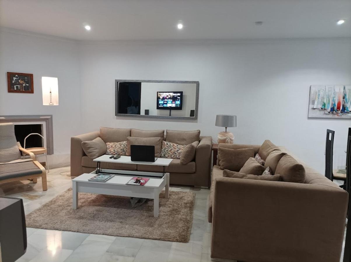 Large 2 Bed Apt Puerto Banus Marina Private Parking Apartment Marbella Exterior foto